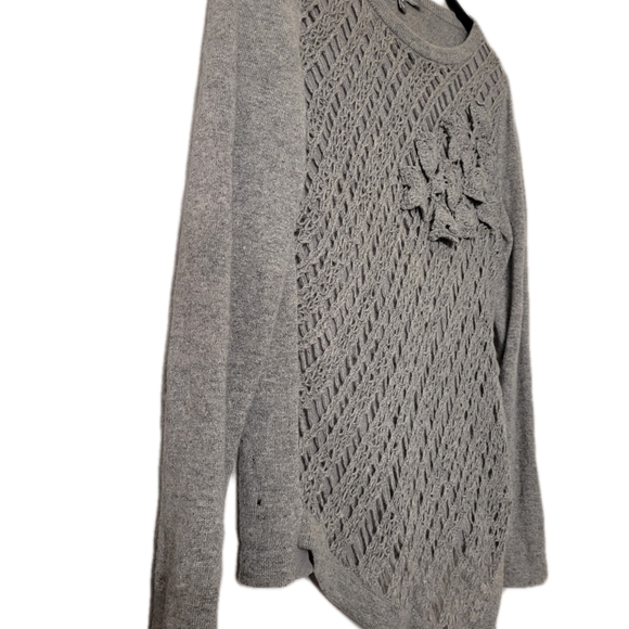 Neiman Marcus Cashmere Collection Sweater Size Medium - Picture 2 of 7